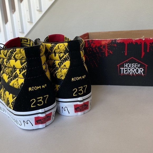 NWT Vans x The Shining House of Terror Sk8-Hi Sneakers women’s size 5 - Picture 3 of 10